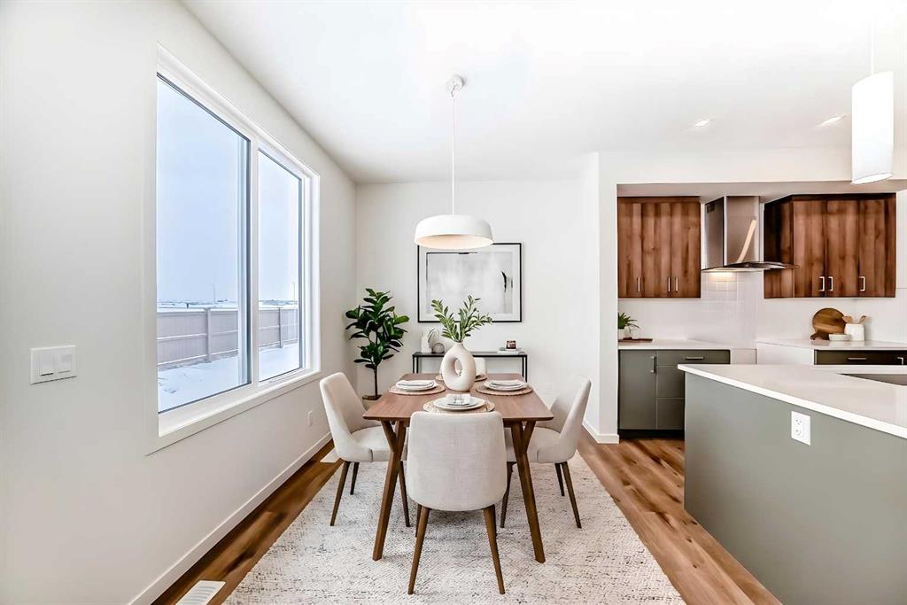 Picture for 23 Bartlett Crescent SE