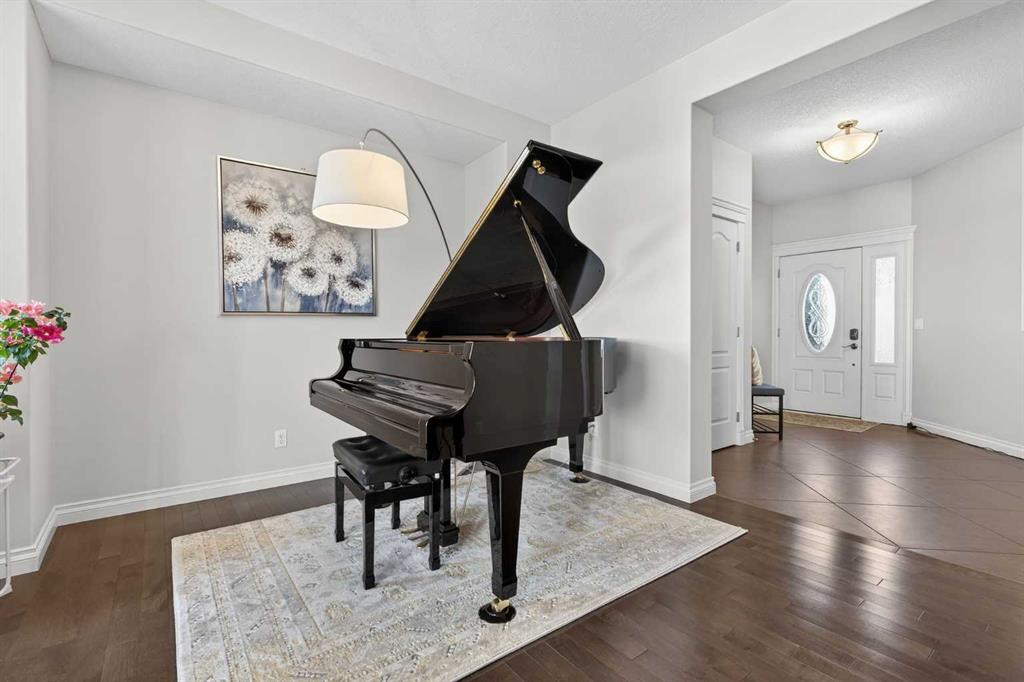 Picture for 122 Springbluff Boulevard SW