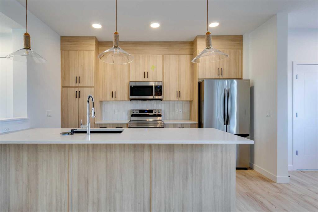 Picture for 2425 Creeker Lane 