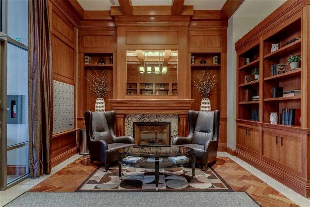 Picture for 204, 701 3 Avenue SW