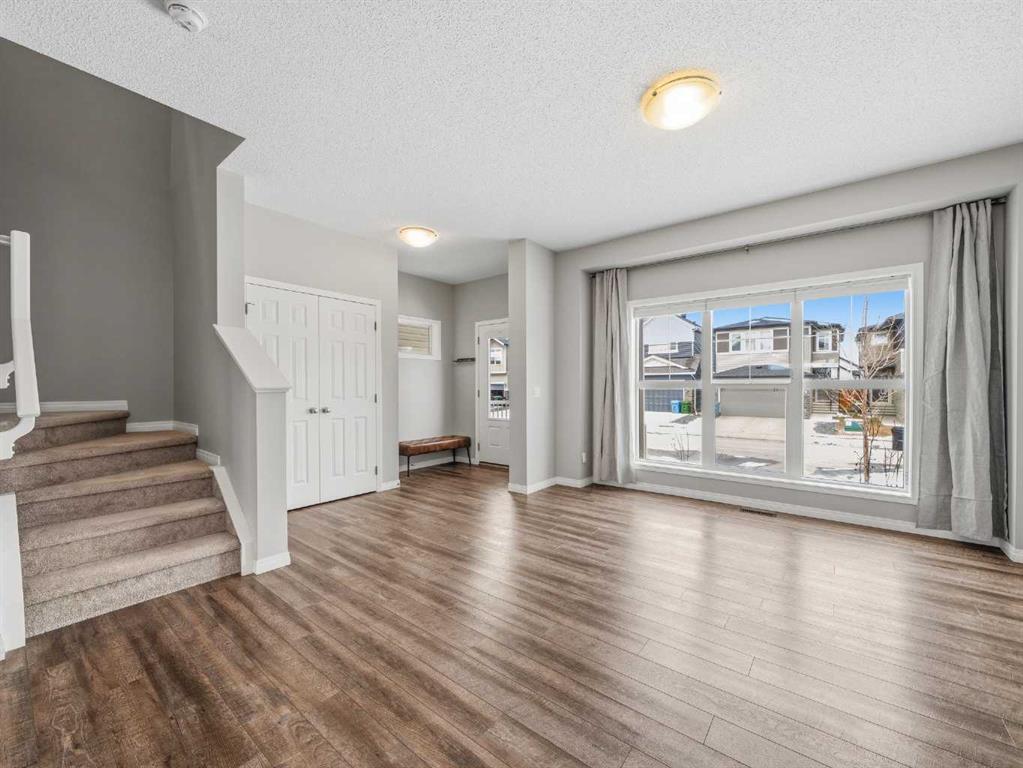 Picture for 89 Walgrove Rise SE