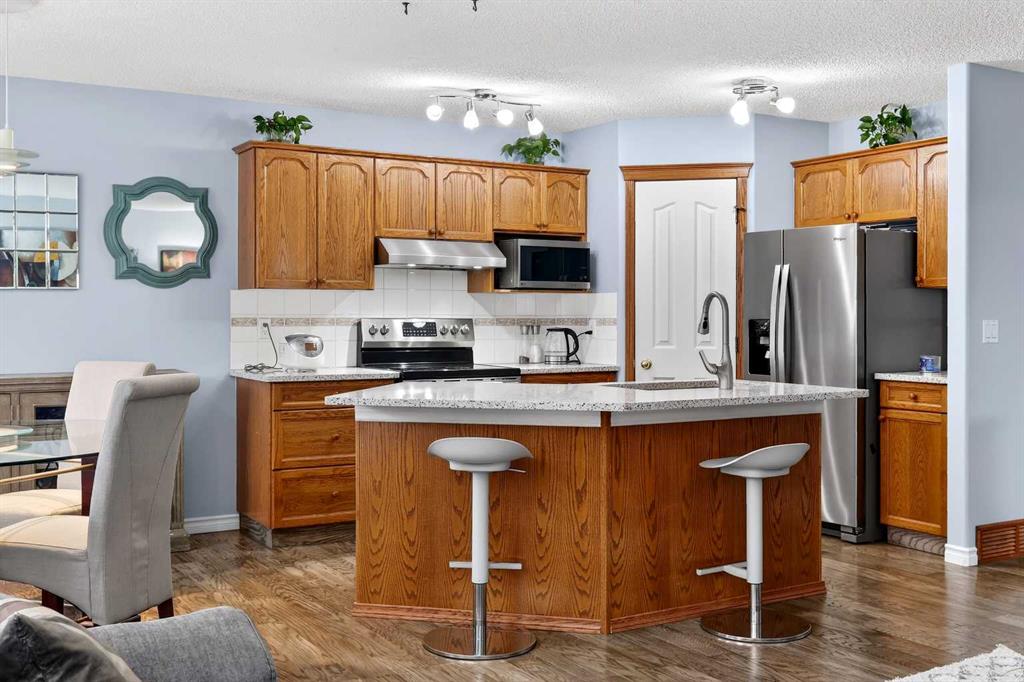 Picture for 129 Bridlewood Way SW