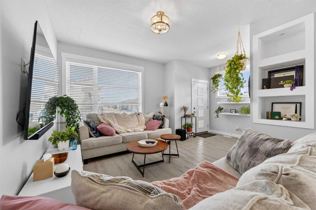 Picture for 29 Skyview Parade NE