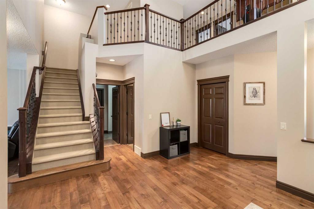 Picture for 12 Mahogany Heath SE