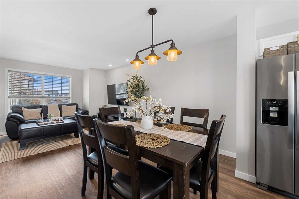 Picture for 215 Prestwick Heights SE