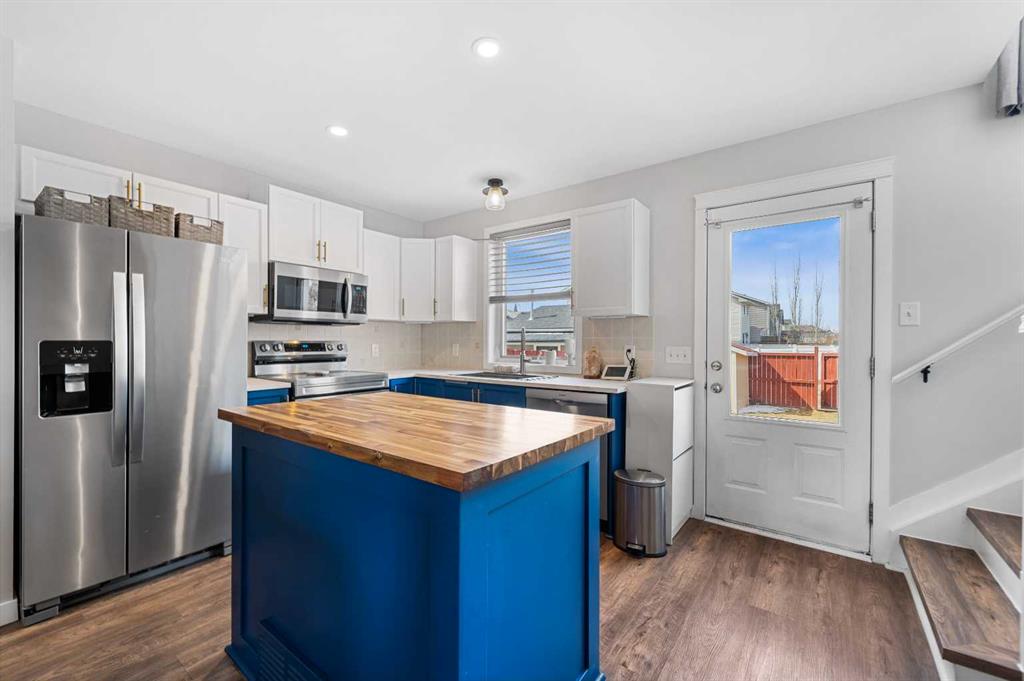 Picture for 215 Prestwick Heights SE