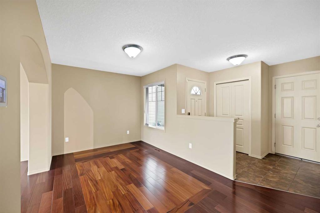 Picture for 10 Bridlerange Circle SW