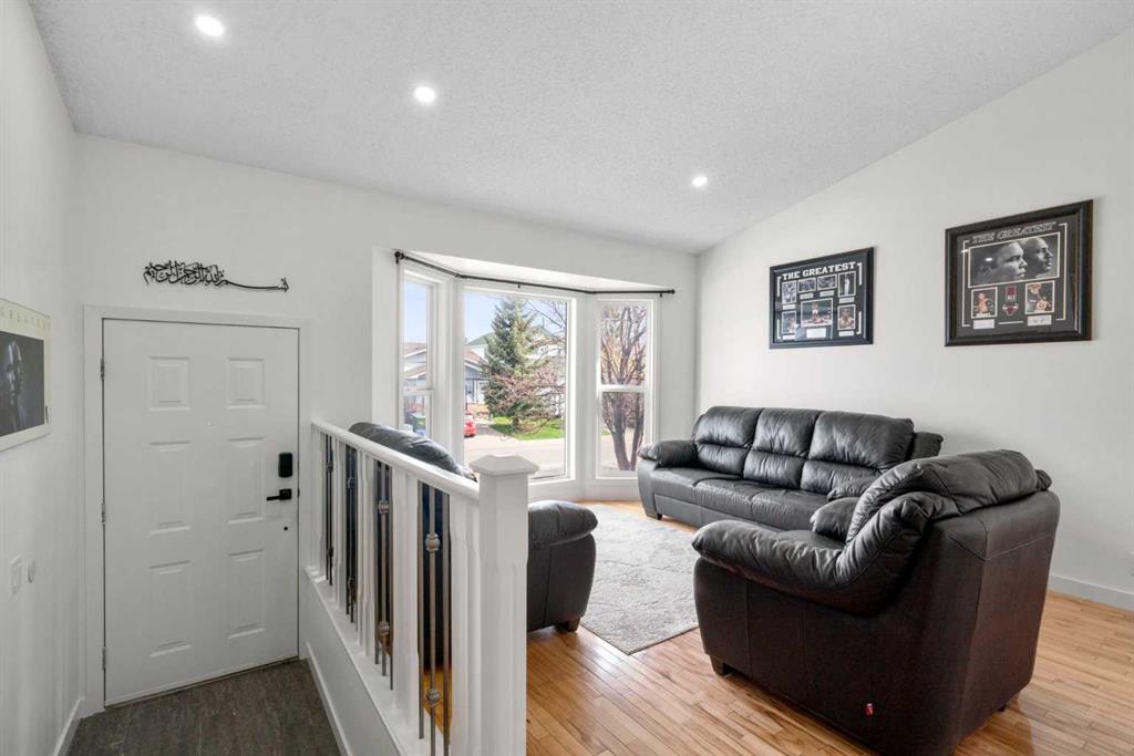 Picture for 107 Cedargrove Way SW