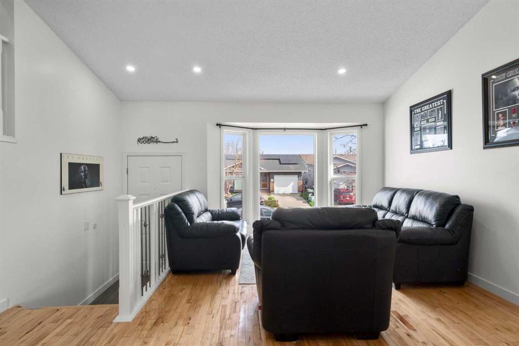 Picture for 107 Cedargrove Way SW