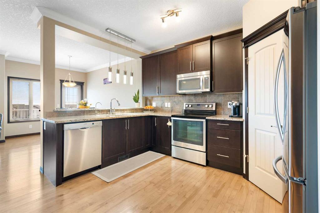 Picture for 196 Nolanfield Way NW