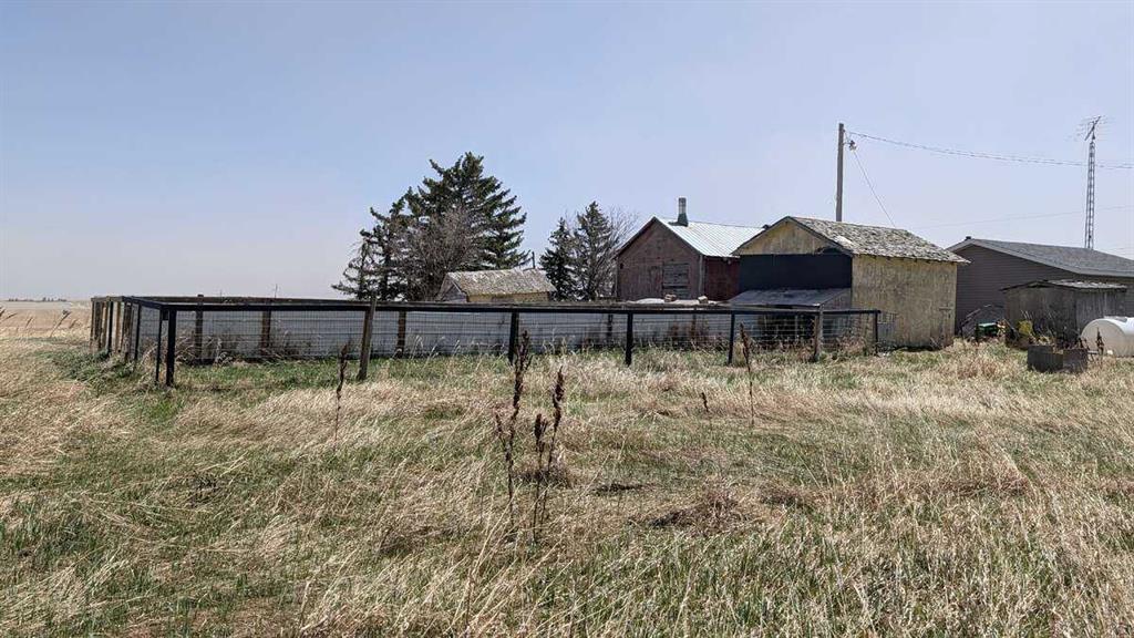 Picture for 224074 Twp Rd 322  