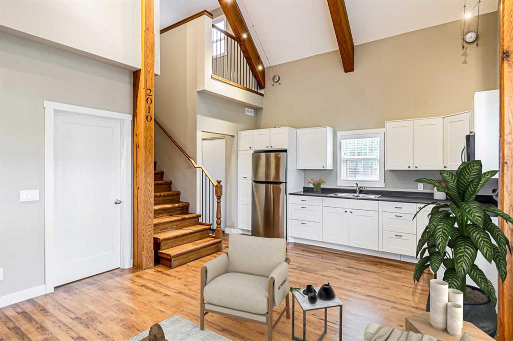Picture for 201 Cottageclub Crescent 
