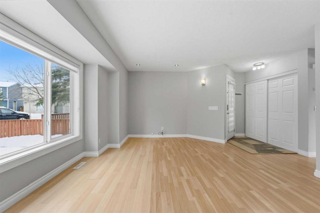 Picture for 43 Martindale Court NE