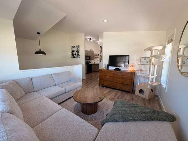 Picture for B 3809 46 Street 