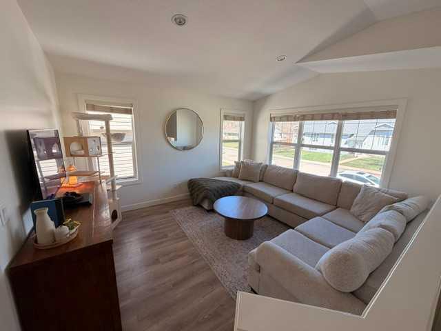 Picture for B 3809 46 Street 
