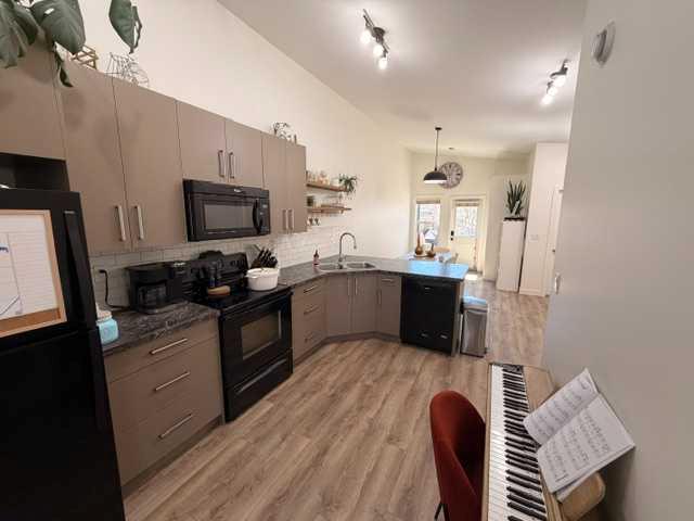 Picture for B 3809 46 Street 