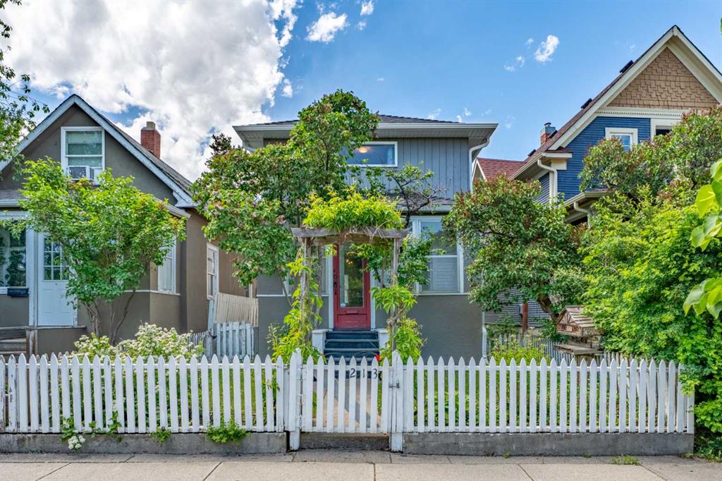 Picture for 213 7A Street NE