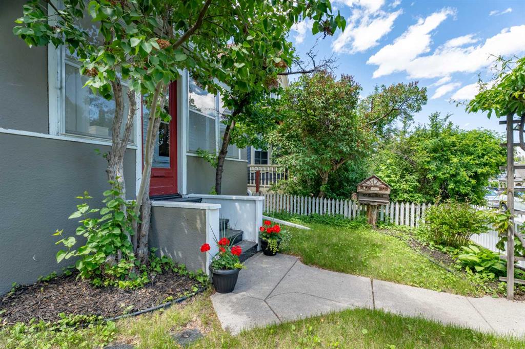 Picture for 213 7A Street NE