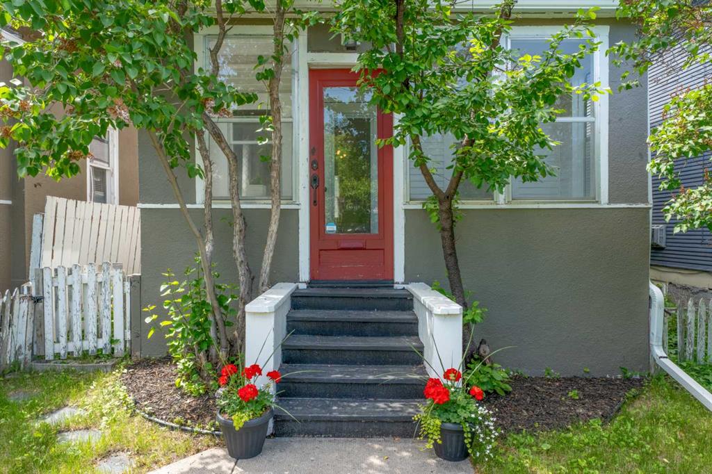 Picture for 213 7A Street NE