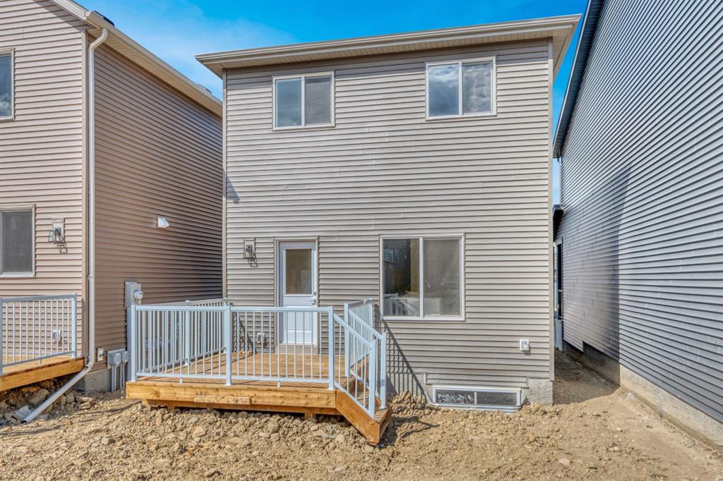Picture for 296 Marmot Grove NW