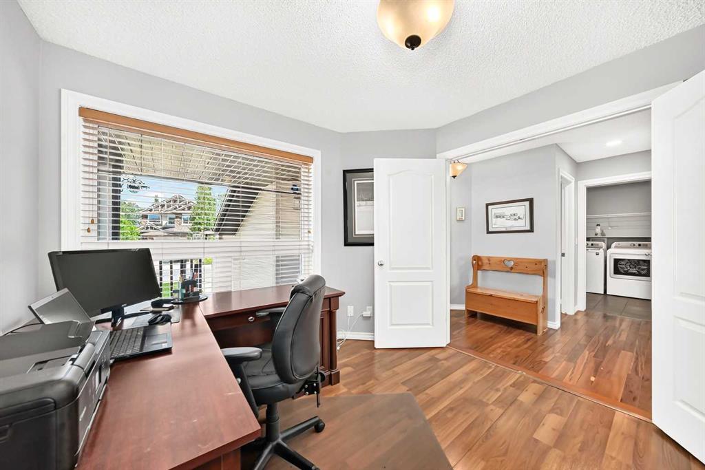 Picture for 209 Crystal Green Point 