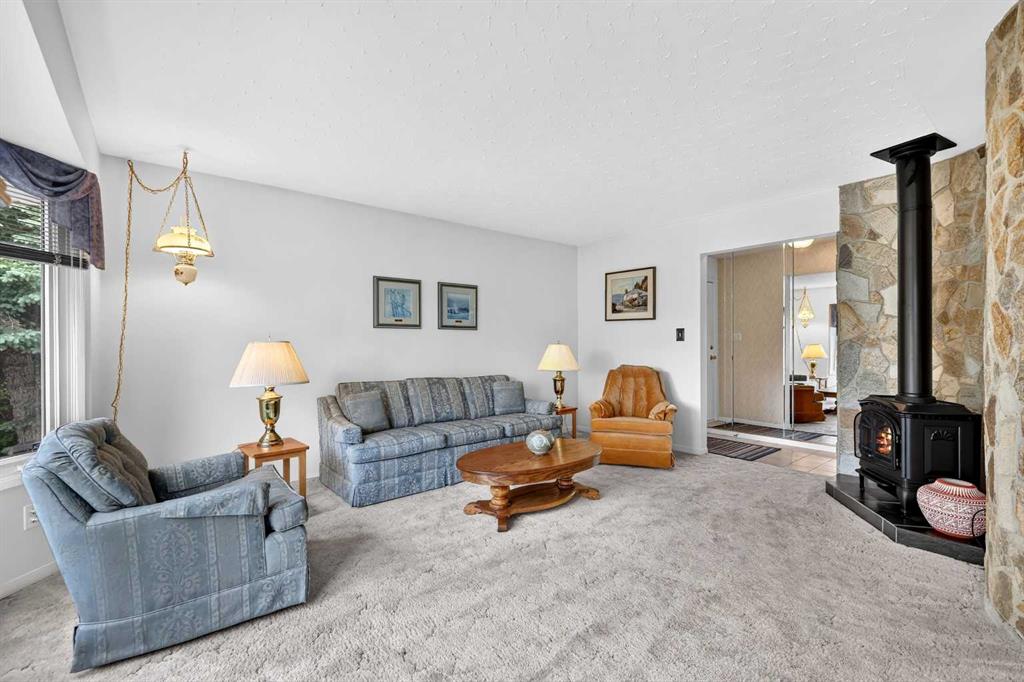Picture for 3227 Collingwood Drive NW