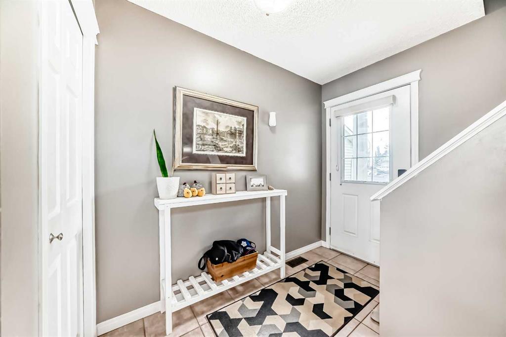 Picture for 127 Covepark Green NE