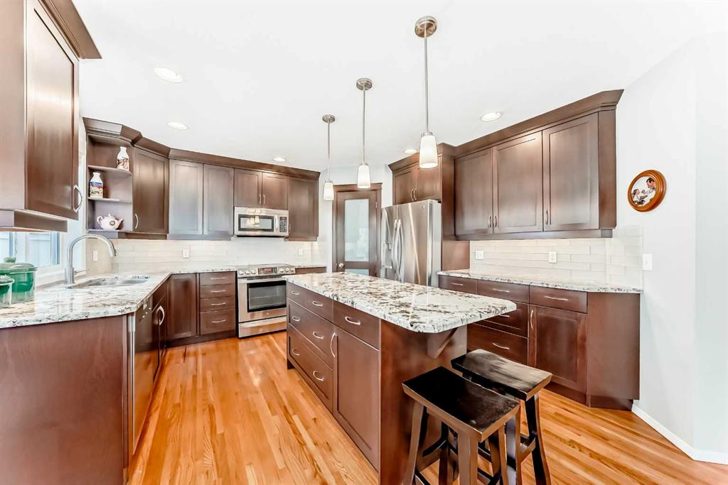 Picture for 6 Mt Yamnuska Court SE