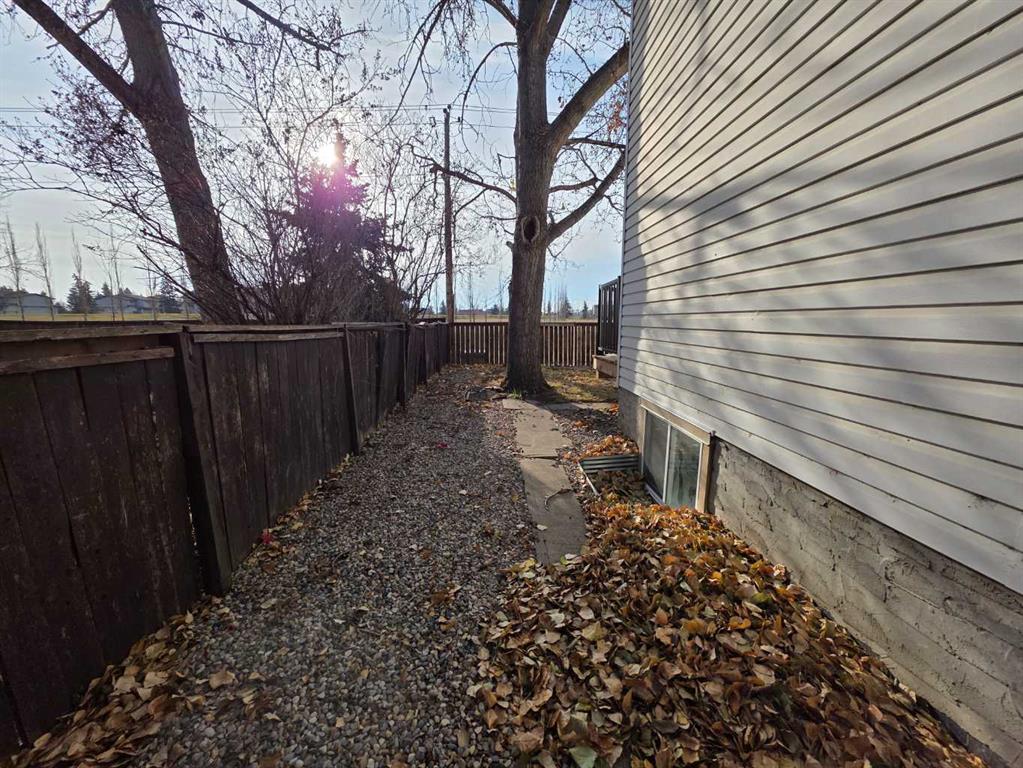 Picture for 59 Brookpark Crescent SW