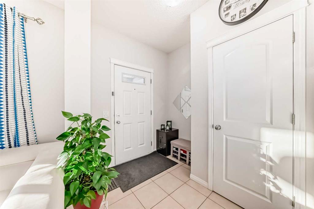 Picture for 185 Legacy Crescent SE