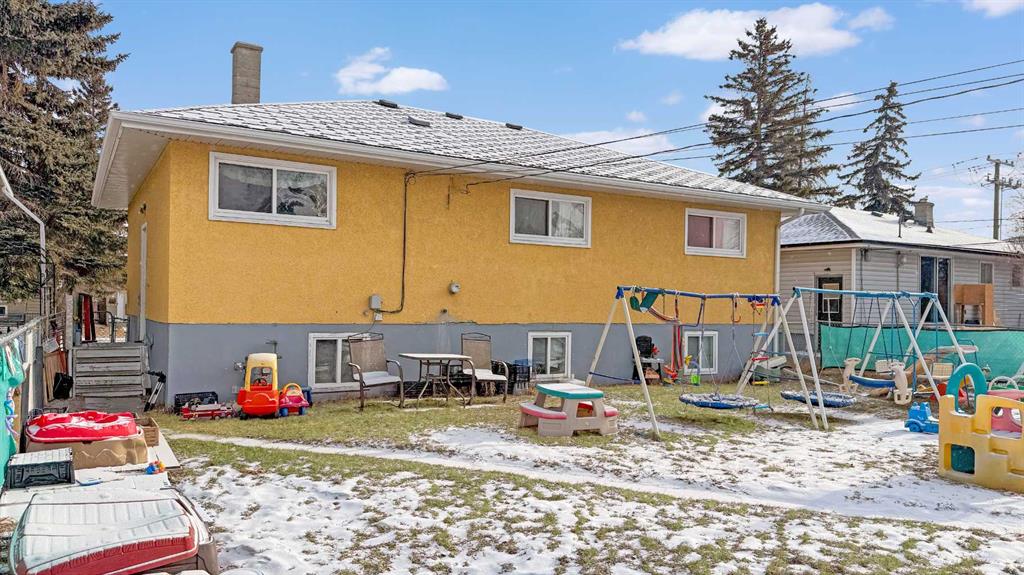 Picture for 1827 39 Street SE