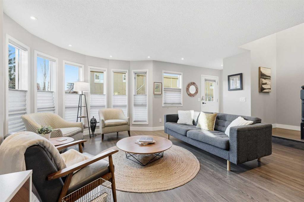 Picture for 101, 1124 14 Avenue SW