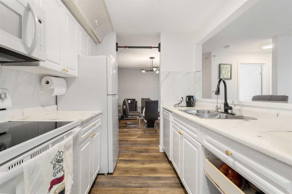 Picture for 510, 55 arbour grove Close NW