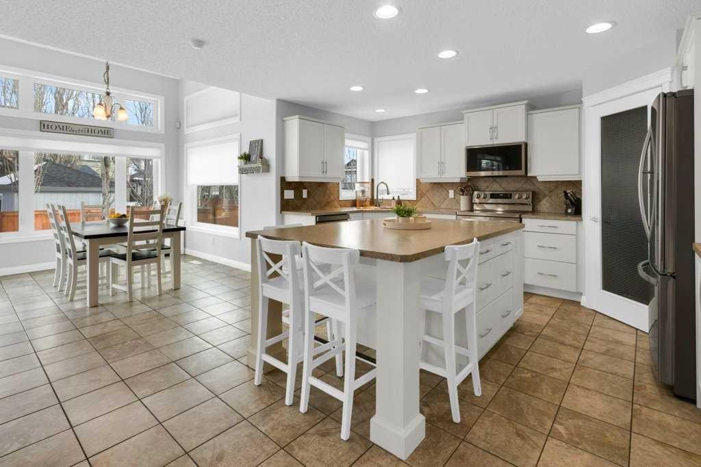 Picture for 206 Chapalina Court SE