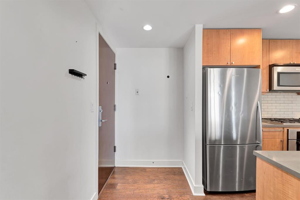 Picture for 901, 1118 12 Avenue SW