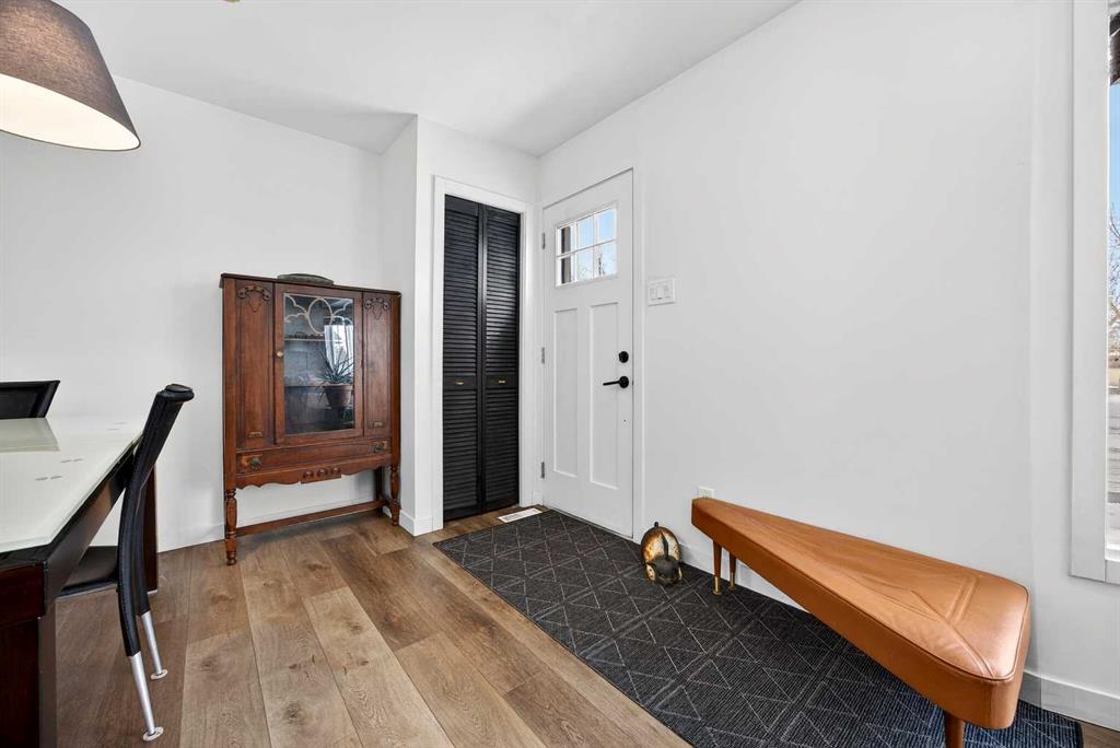 Picture for 23 Beaupre Crescent NW