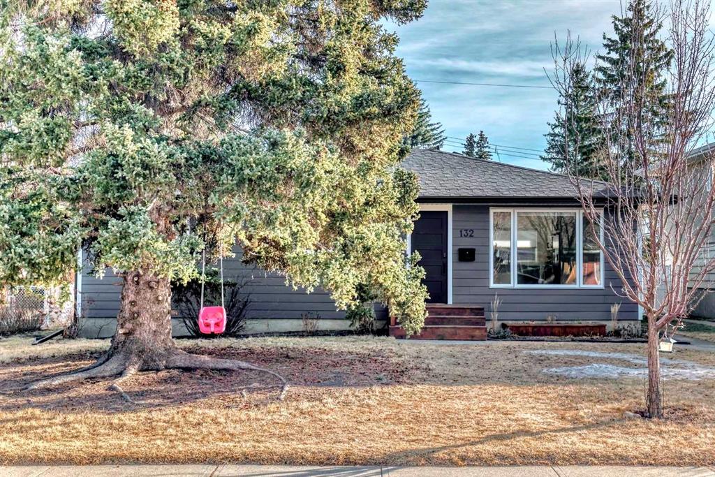 Picture for 132 Wedgewood Drive SW