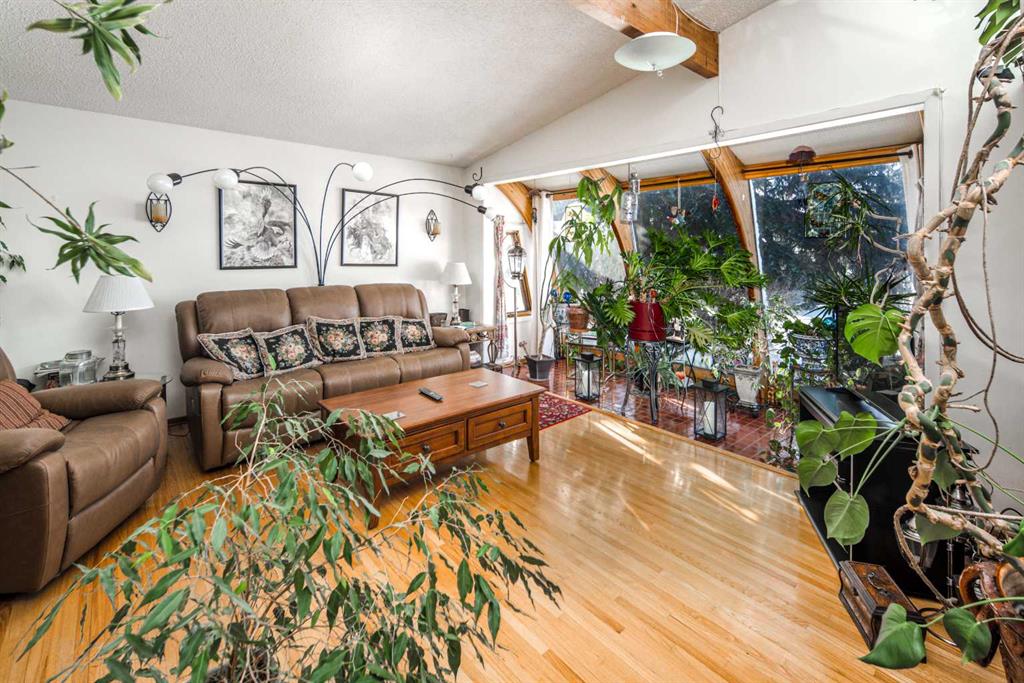 Picture for 4012 Varsity Drive NW