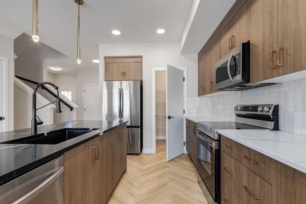 Picture for 349 Heartwood Park SE