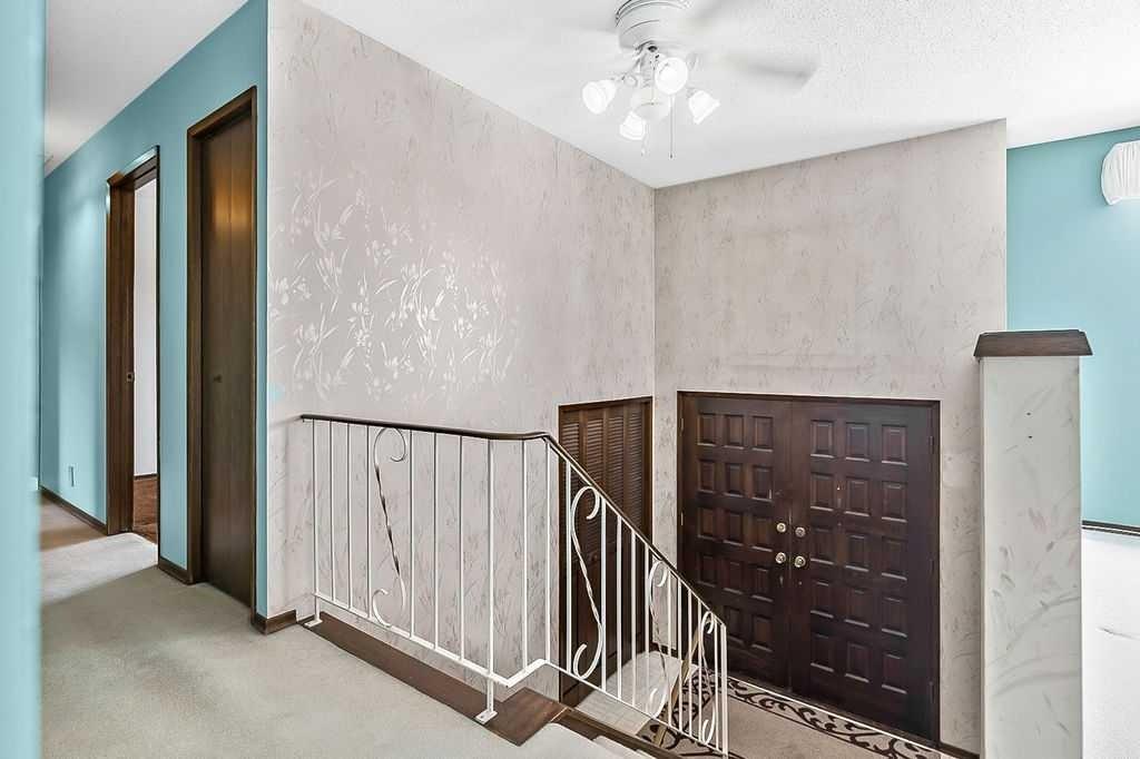 Picture for 6135 Thornaby Way NW