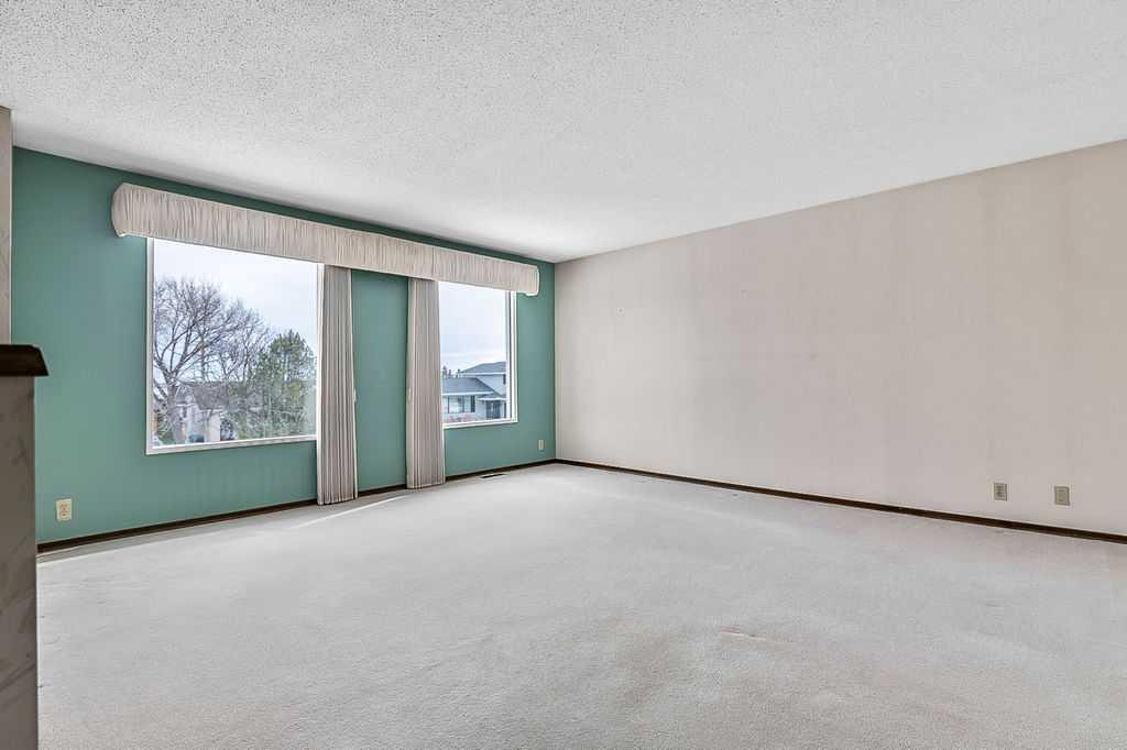 Picture for 6135 Thornaby Way NW