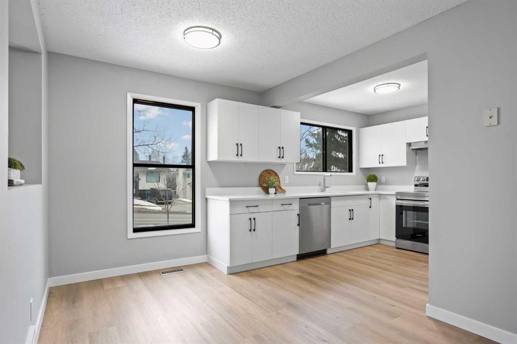 Picture for 8, 6915 Ranchview Drive NW