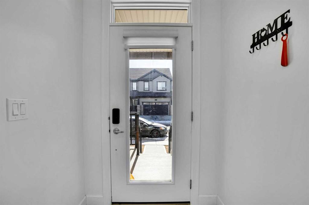 Picture for 123 Carringham Road NW