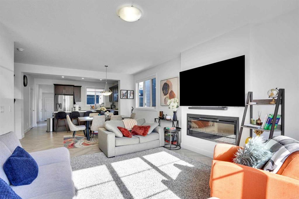 Picture for 123 Carringham Road NW