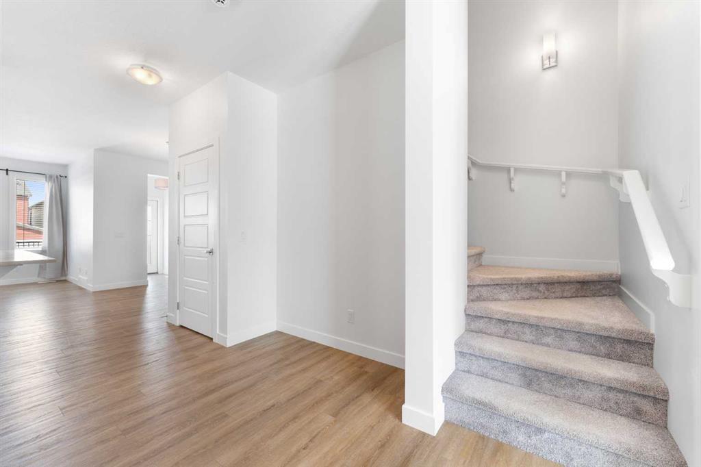 Picture for 48 Ambleside Crescent NW