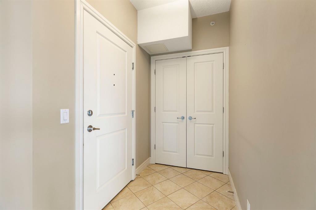 Picture for 2444, 2330 Fish Creek Boulevard SW