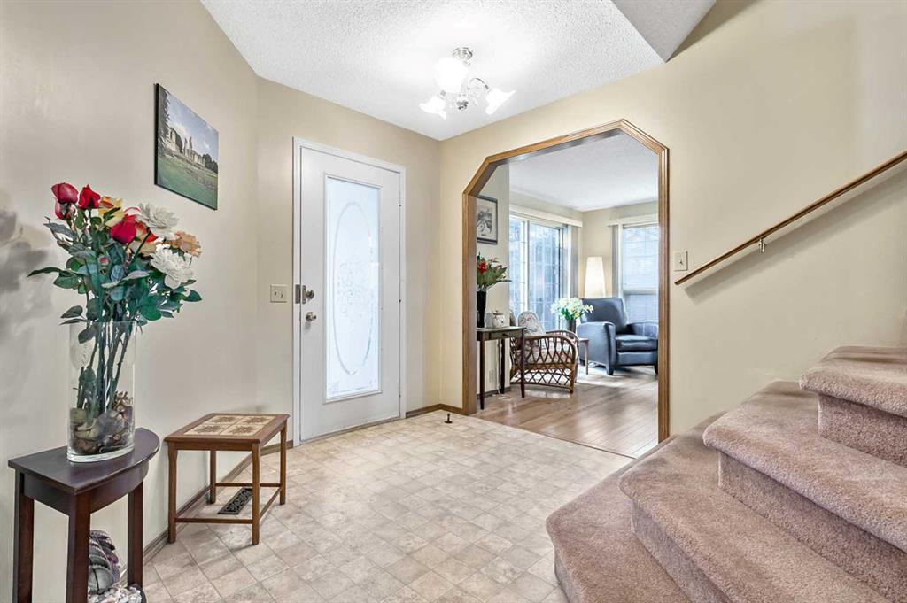 Picture for 124 Catalina Place NE