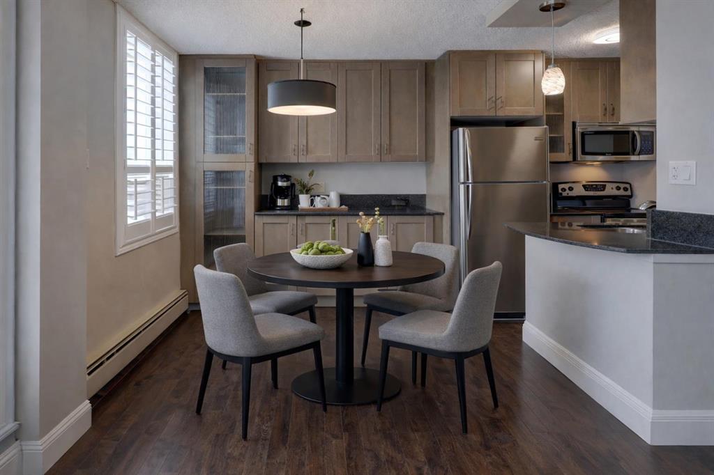 Picture for 905, 733 14 Avenue SW