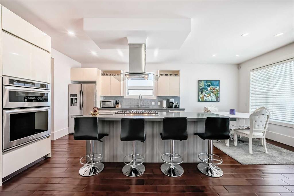 Picture for 2412 28 Avenue SW