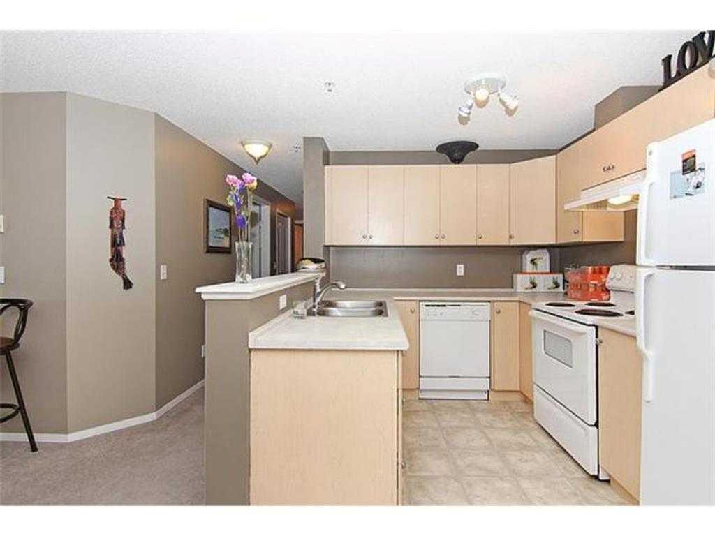 Picture for 2314, 10 Prestwick Bay SE